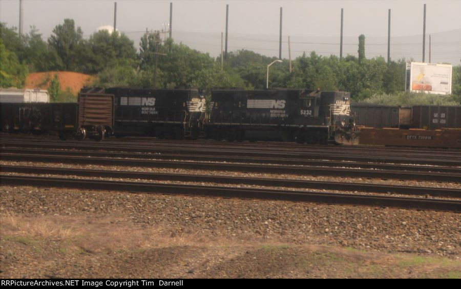 NS 5232 on yard duty